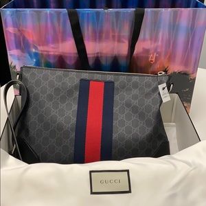 Brand new Gucci messenger bag  (Never Used)